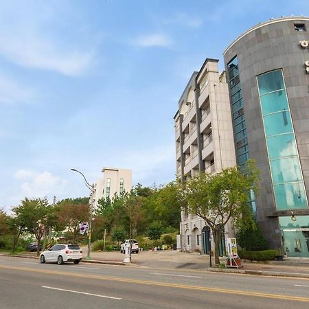 Sokcho White Lighthouse Pension Extérieur photo