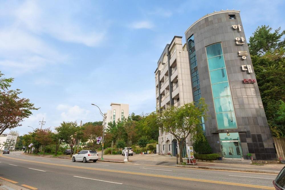 Sokcho White Lighthouse Pension Extérieur photo